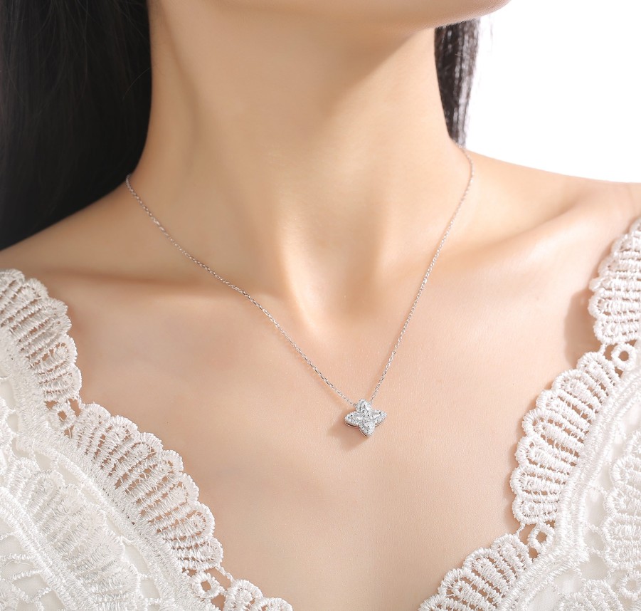 Necklaces Smiling Rocks | Lab Grown Diamond Pear Halo Floral Necklace