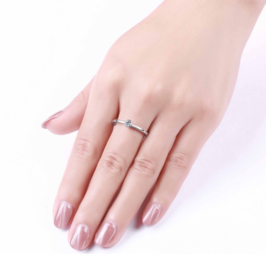 Rings Smiling Rocks | Essentials 0.14Ct Solitaire Bezel Ring R-00053Wht